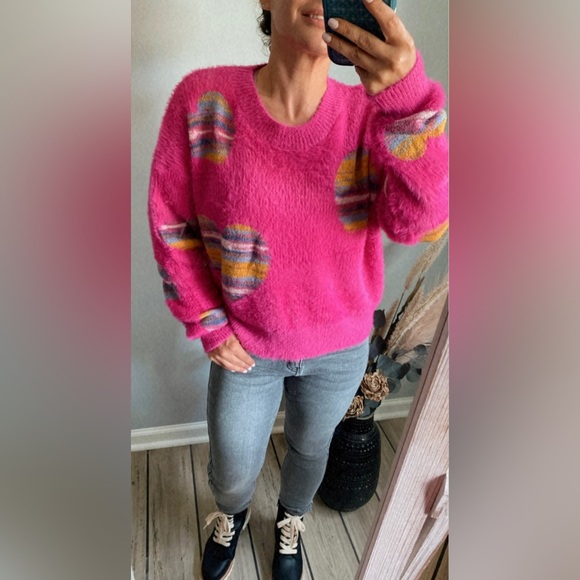 Just In// Fuzzy Heart Rainbow Magenta Semi Crop Sweater - Picture 13 of 15